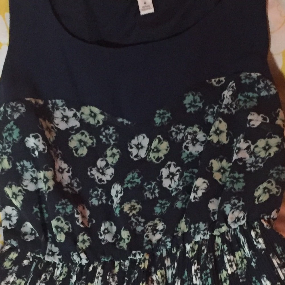 ๐LC Floral Dress๐ - Picture 5 of 5